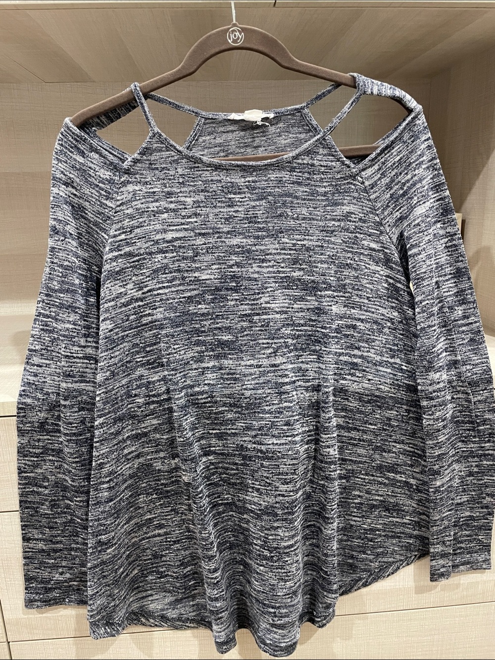 Love Riche Gray Marled Cold-Shoulder Long Sleeve Top